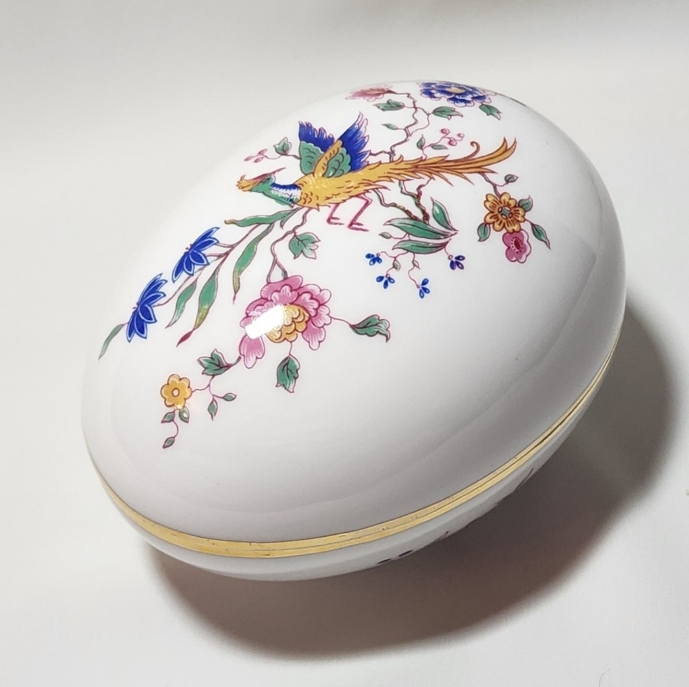 Hammersley “Bird of Paradise” Fine Bone China Trinket Box with Lid – England
